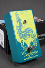 Load image into Gallery viewer, EarthQuaker Devices Tentacle Analog Octave Up