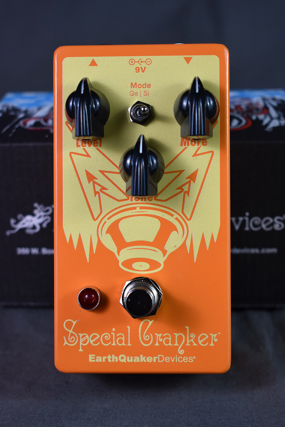 EARTHQUAKER DEVICES Special Cranker www.georeisen-ecuador.com