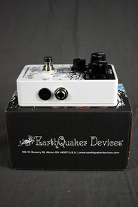 EarthQuaker White Light V2