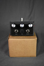 Load image into Gallery viewer, 2020 JHS Bender 1973 London Fuzz