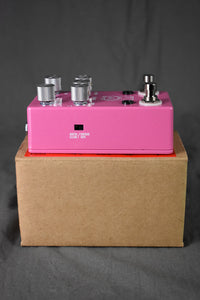 JHS Lucky Cat Delay Pink Sparkle