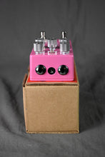 Load image into Gallery viewer, JHS Lucky Cat Delay Pink Sparkle