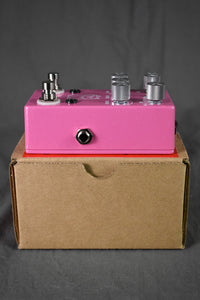 JHS Lucky Cat Delay Pink Sparkle