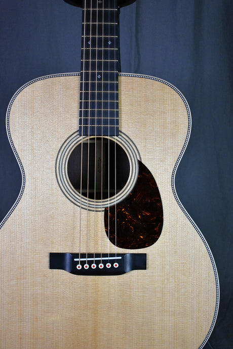 Martin OM-28 Modern Deluxe