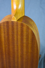 Load image into Gallery viewer, Ohana PK-10 All-Mahogany Pineapple Ukulele