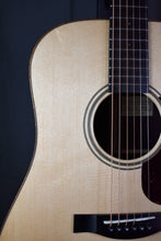 Load image into Gallery viewer, Santa Cruz D Pre-War w/ Koa Binding