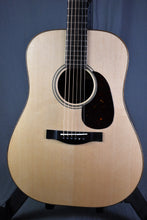 Load image into Gallery viewer, Santa Cruz D Pre-War w/ Koa Binding