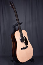 Load image into Gallery viewer, Santa Cruz D Pre-War w/ Koa Binding
